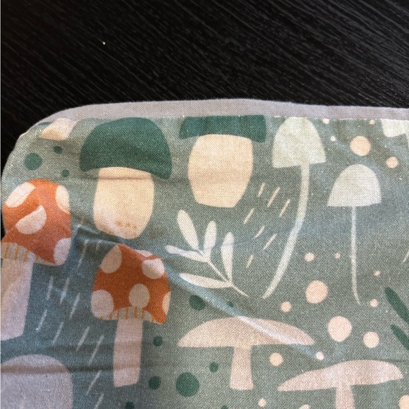 Mushroom cushion cover - Picture 3 of 5